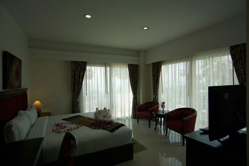 The New Eurostar Jomtien Beach Hotel Ngoại thất bức ảnh