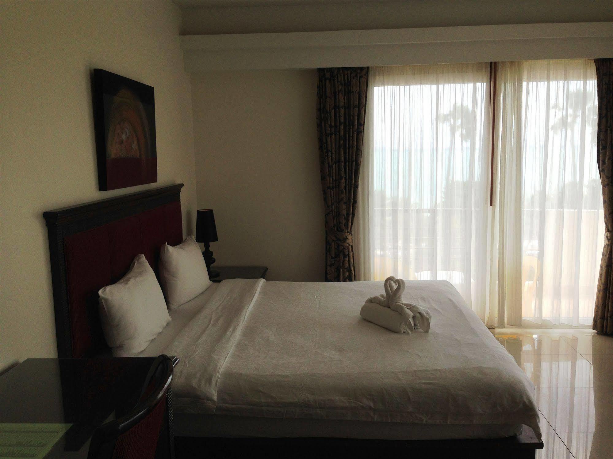 The New Eurostar Jomtien Beach Hotel Ngoại thất bức ảnh