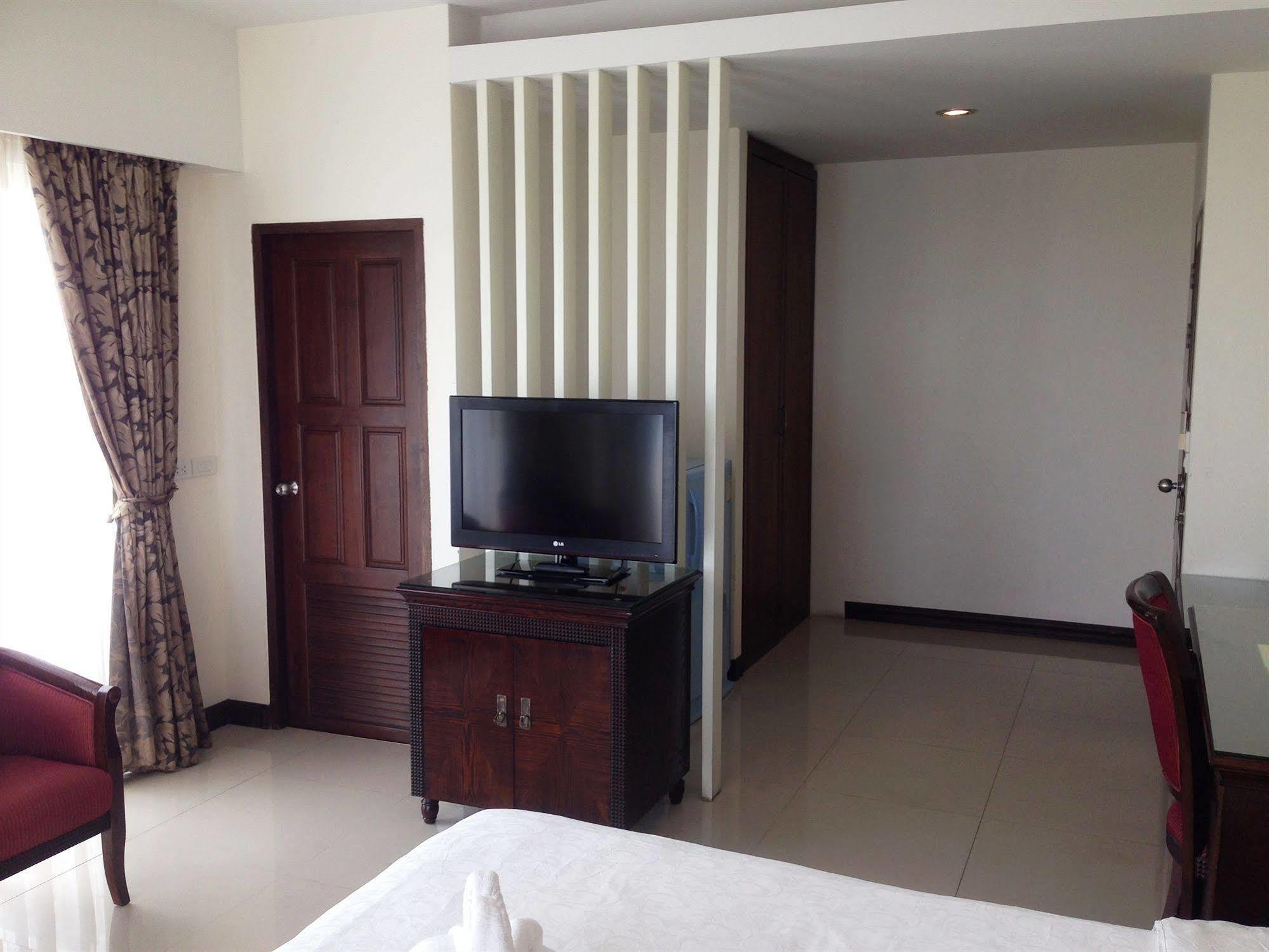 The New Eurostar Jomtien Beach Hotel Ngoại thất bức ảnh