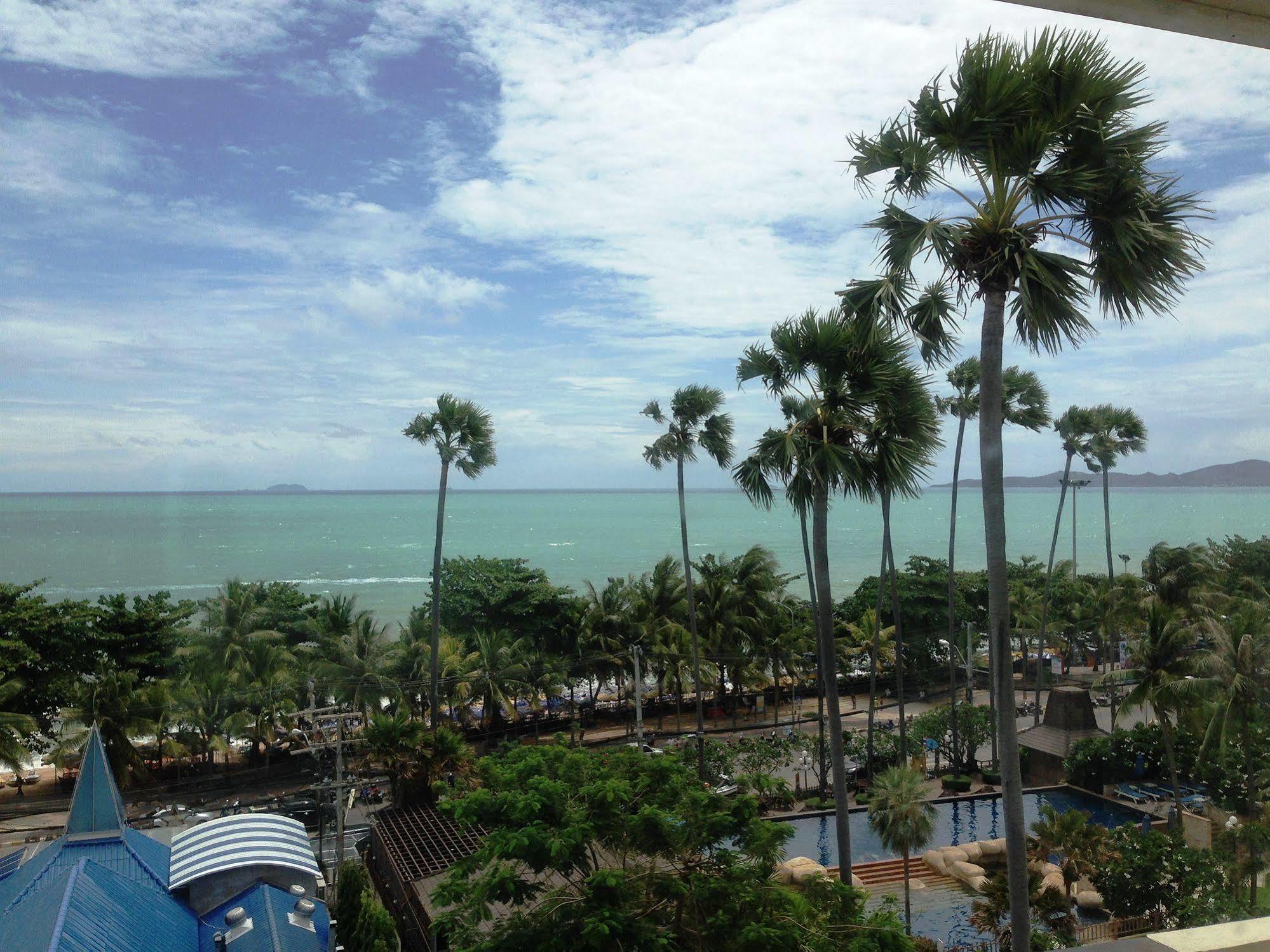 The New Eurostar Jomtien Beach Hotel Ngoại thất bức ảnh