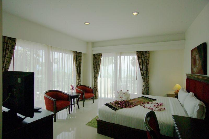 The New Eurostar Jomtien Beach Hotel Ngoại thất bức ảnh